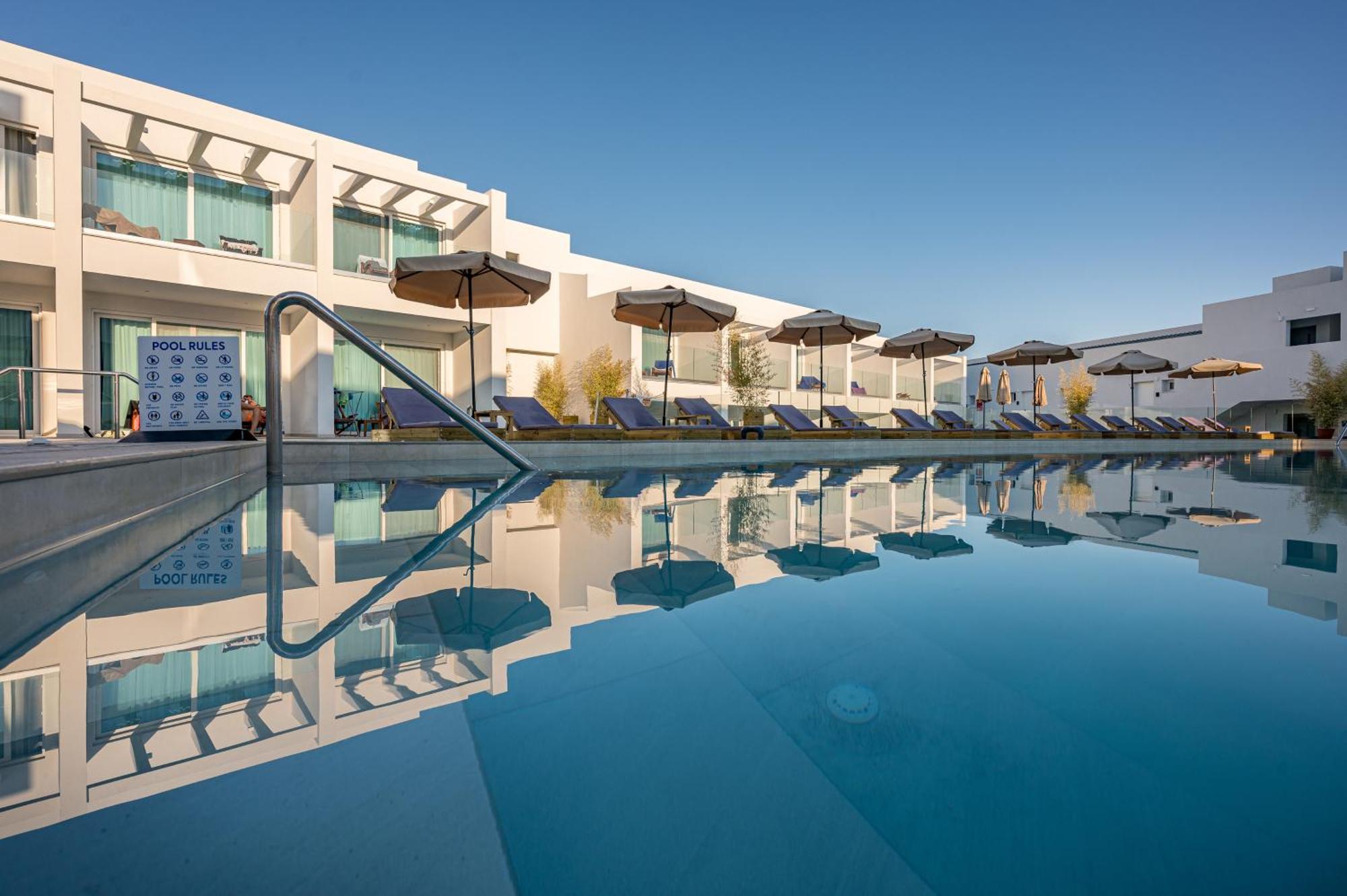 Mirage Bleu Hotel トラガキオン エクステリア 写真