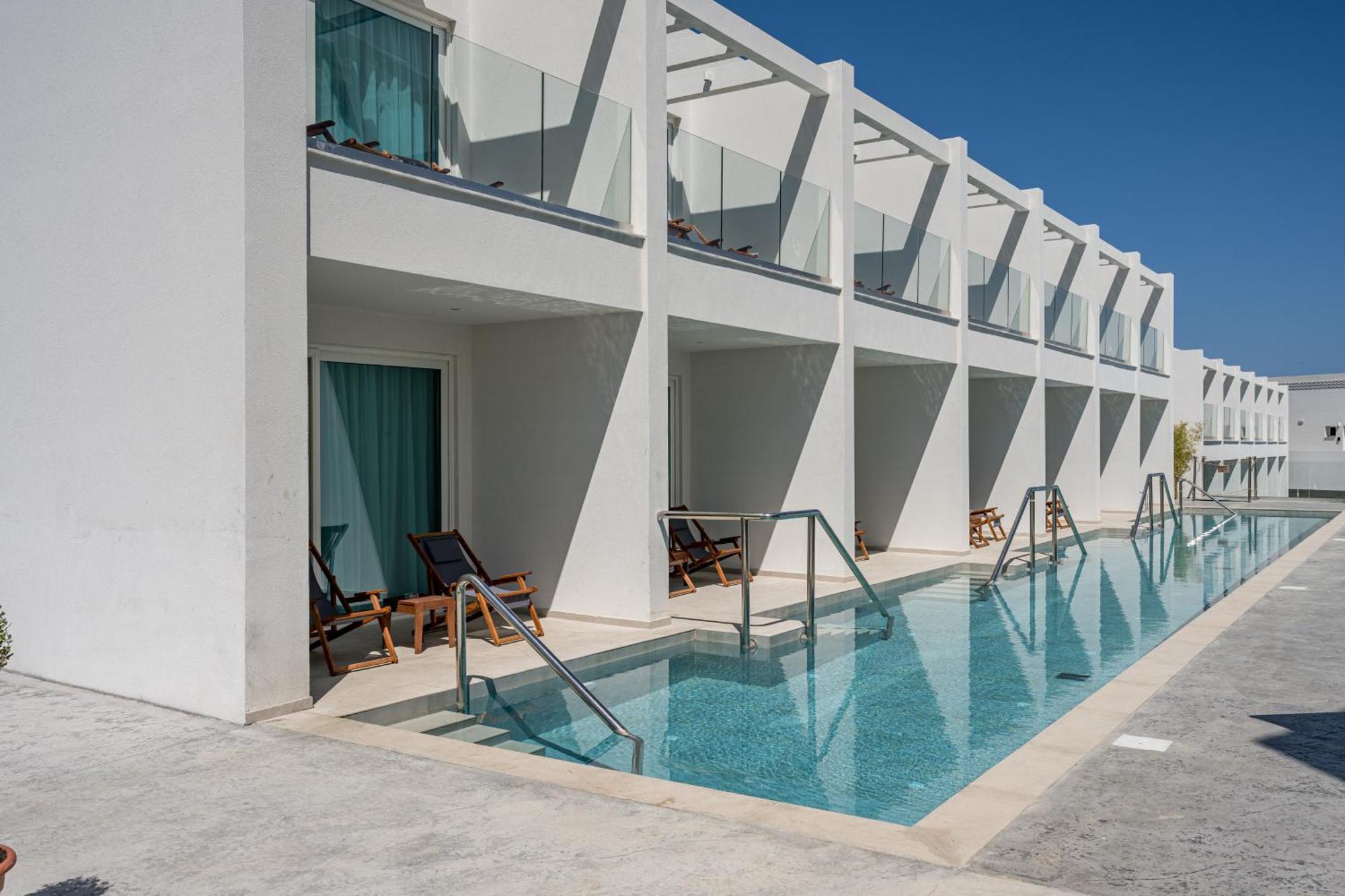 Mirage Bleu Hotel トラガキオン エクステリア 写真